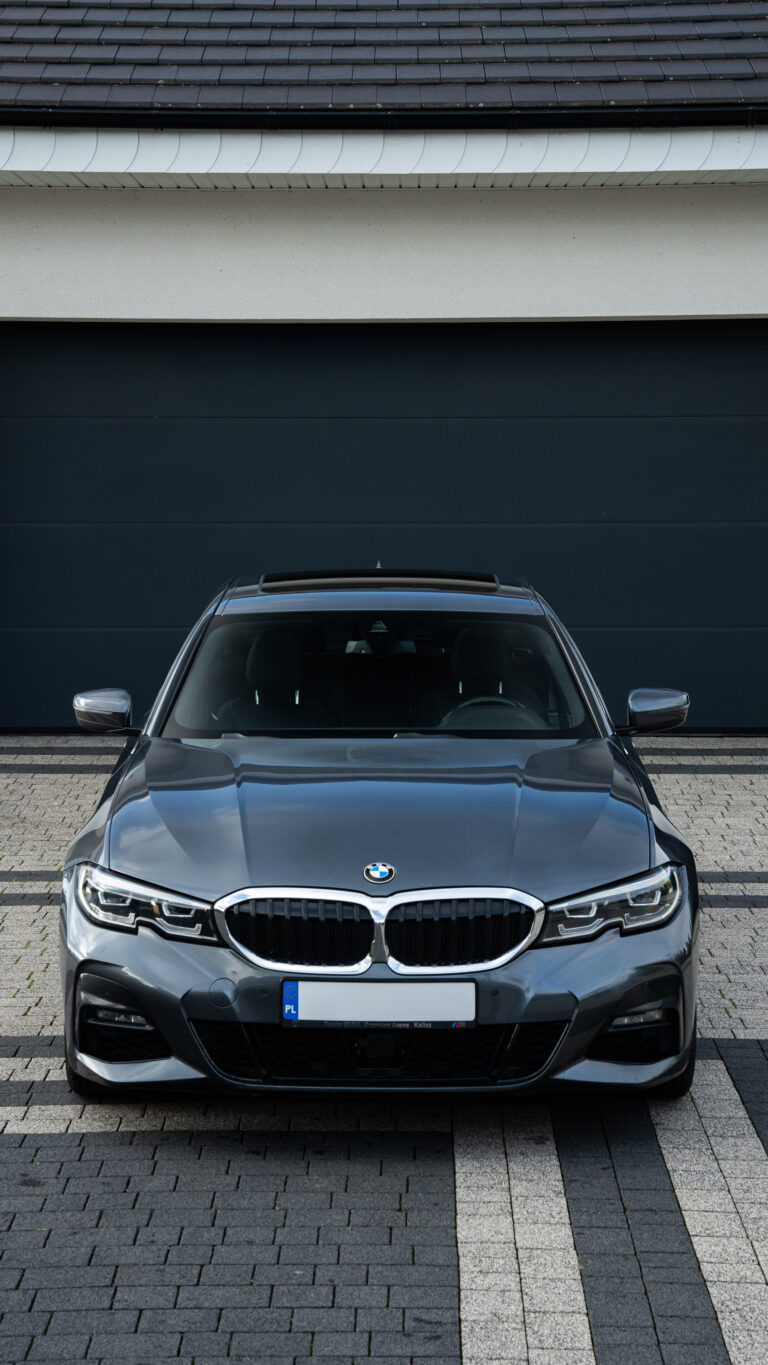 BMW 3-22